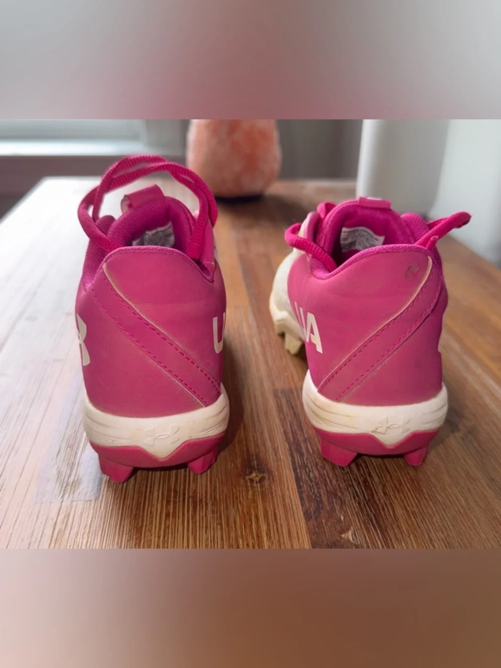 Cleats - Picture 8 of 9